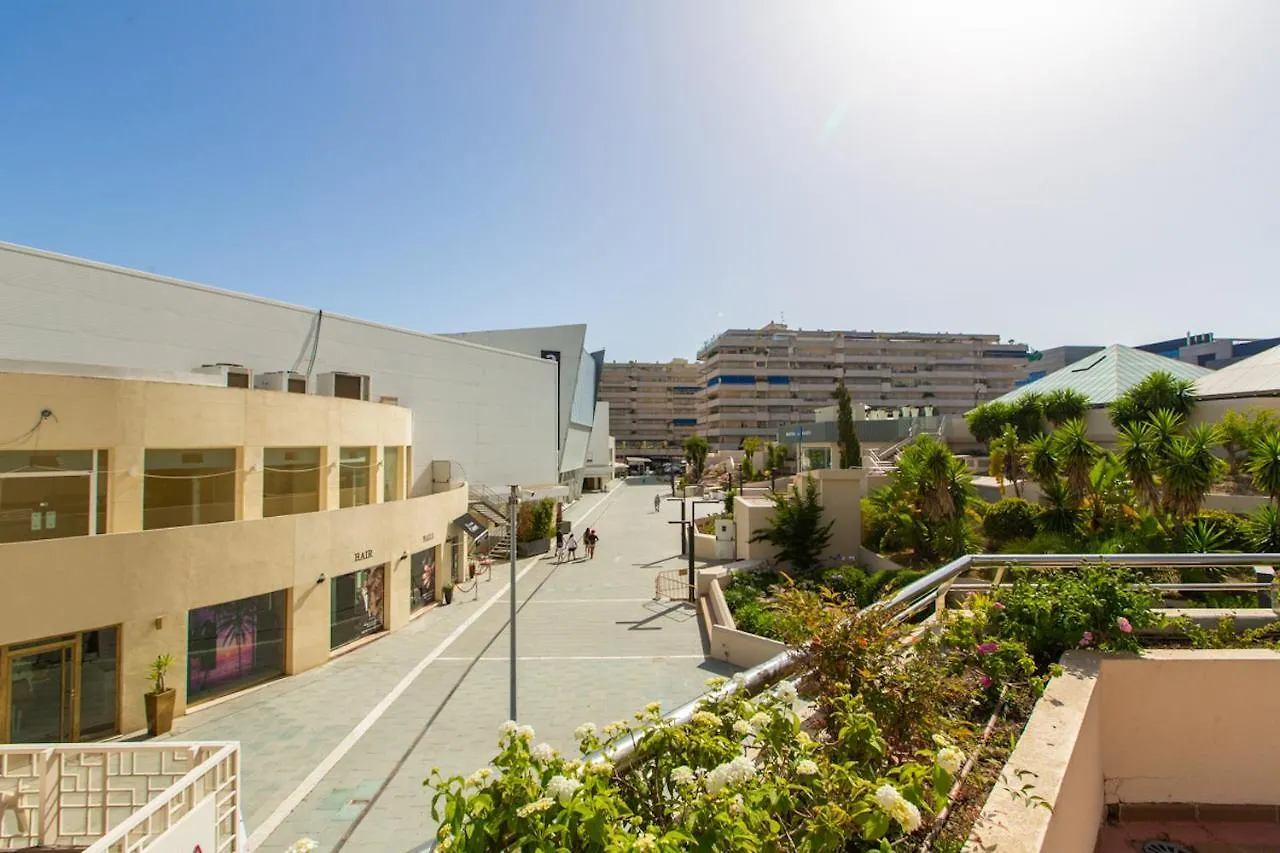 Trendy Apt. Puerto Banus Marbella